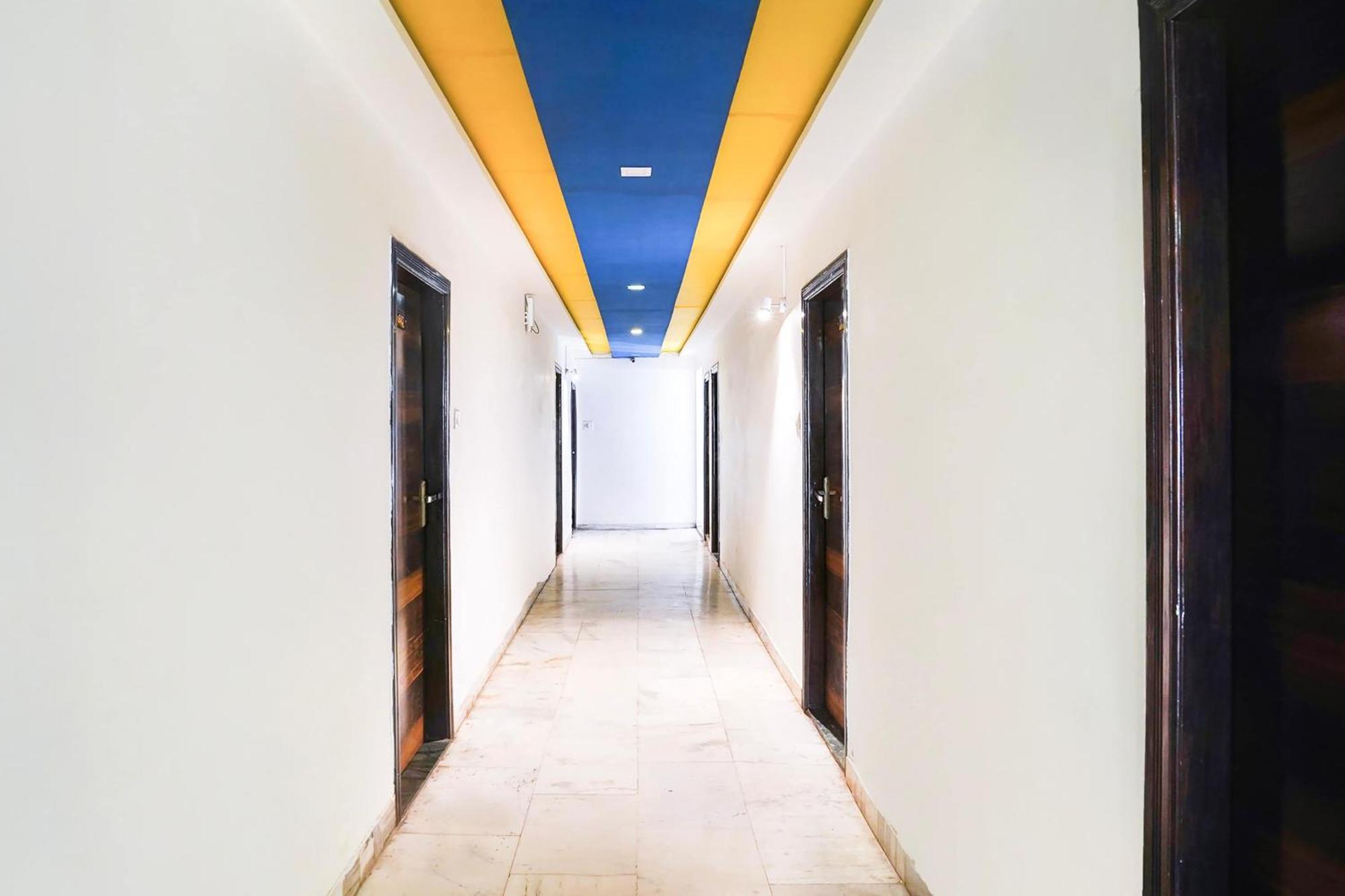 Hotel O Bridge アーメダバード エクステリア 写真